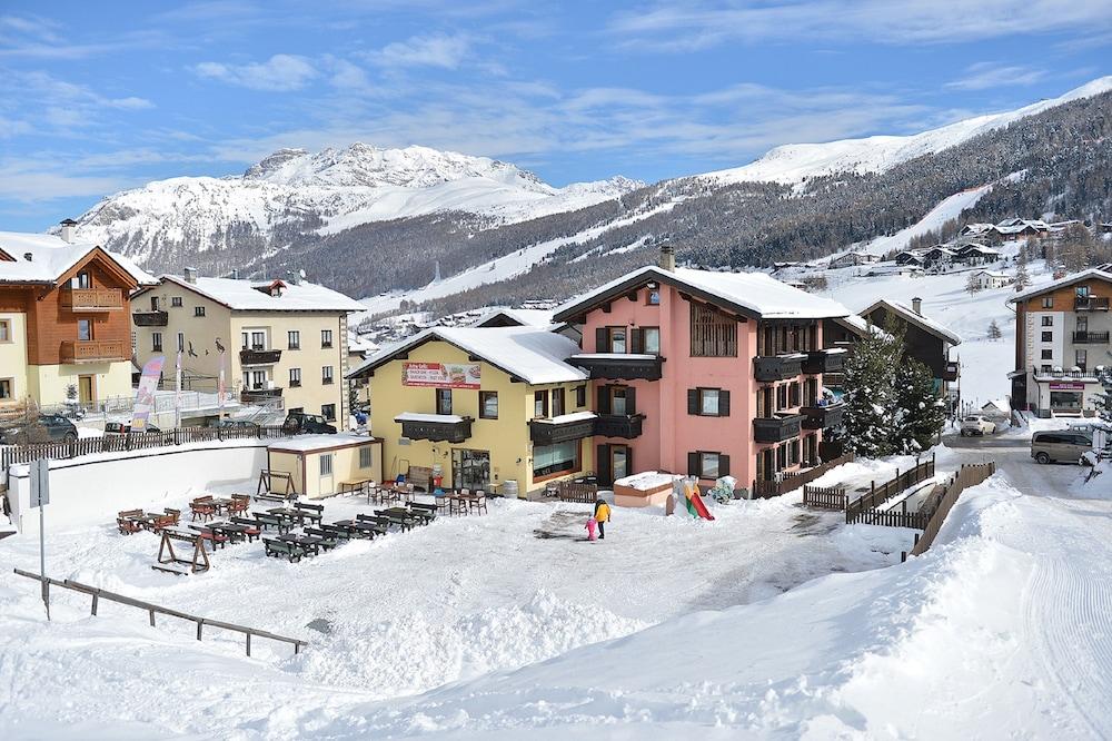 Hotel Astra Livigno Luaran gambar