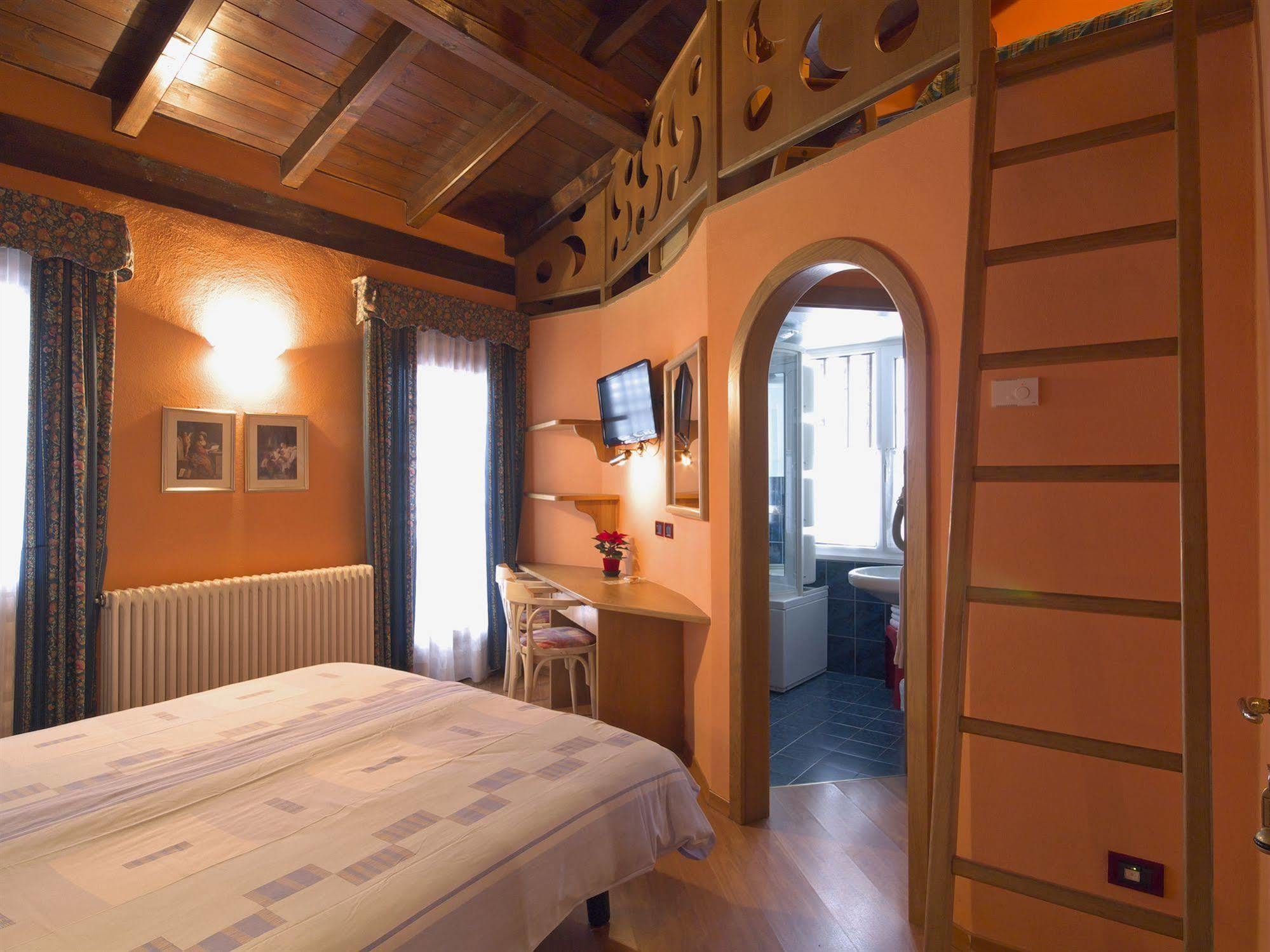 Hotel Astra Livigno Luaran gambar
